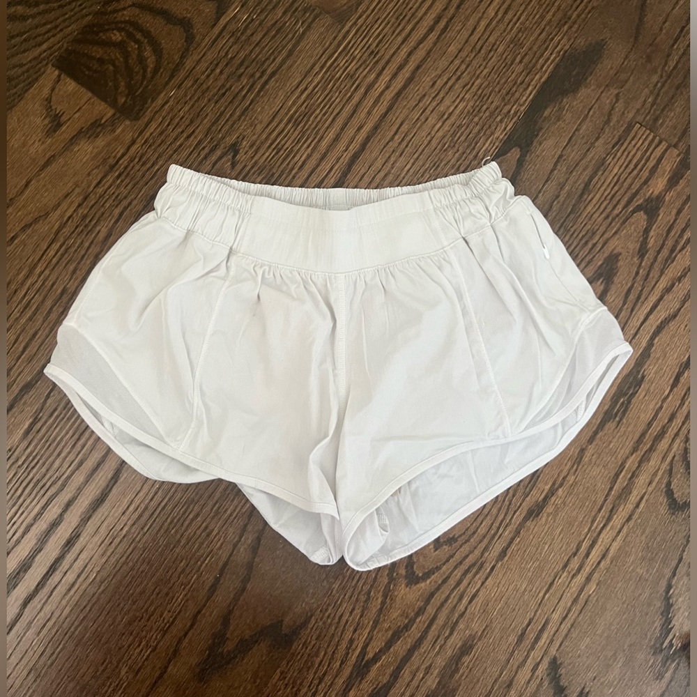 Lululemon hotty hot shorts size 4
